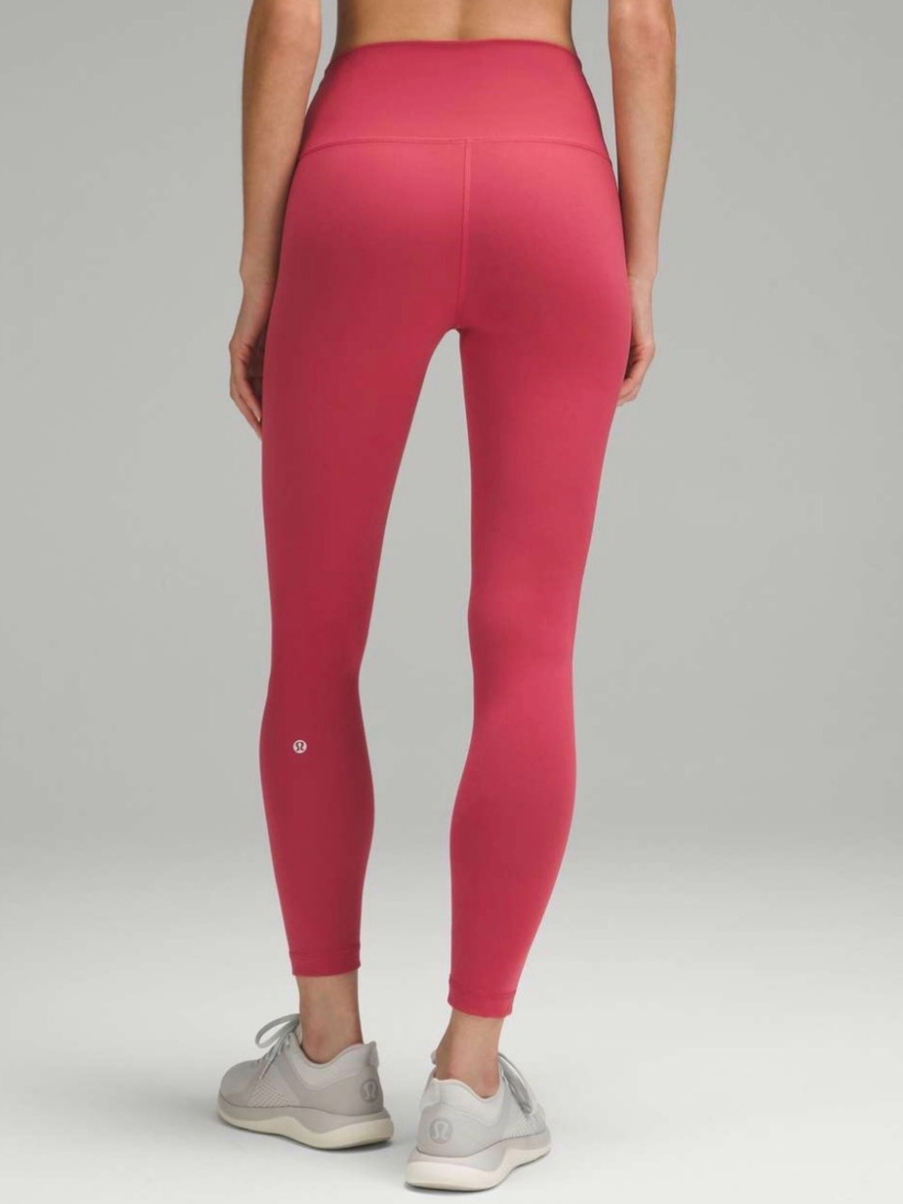 Lululemon Wunder Train High-Rise Tight 28"
Vintage Rose
